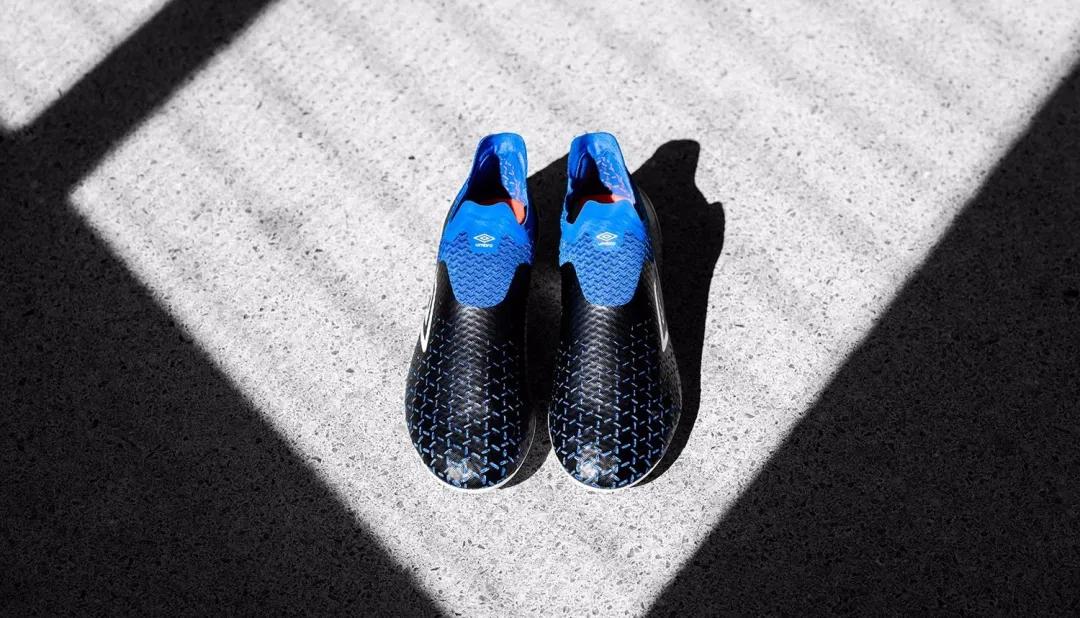 足球世界最新更新,足球最新战靴