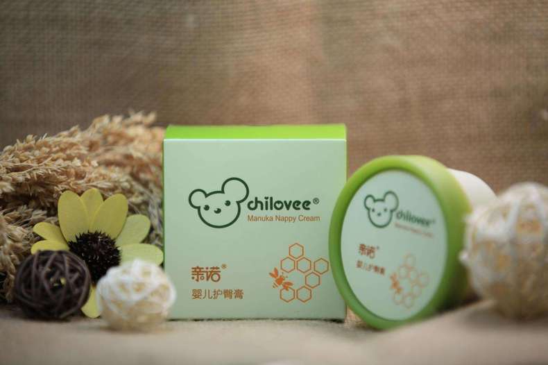 足底皮肤干裂是什么原因,新生儿皮肤干裂是什么原因