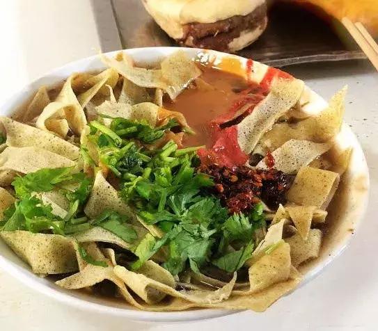 天津冬日美食羊肉白菜捞面,天津白菜捞面做法