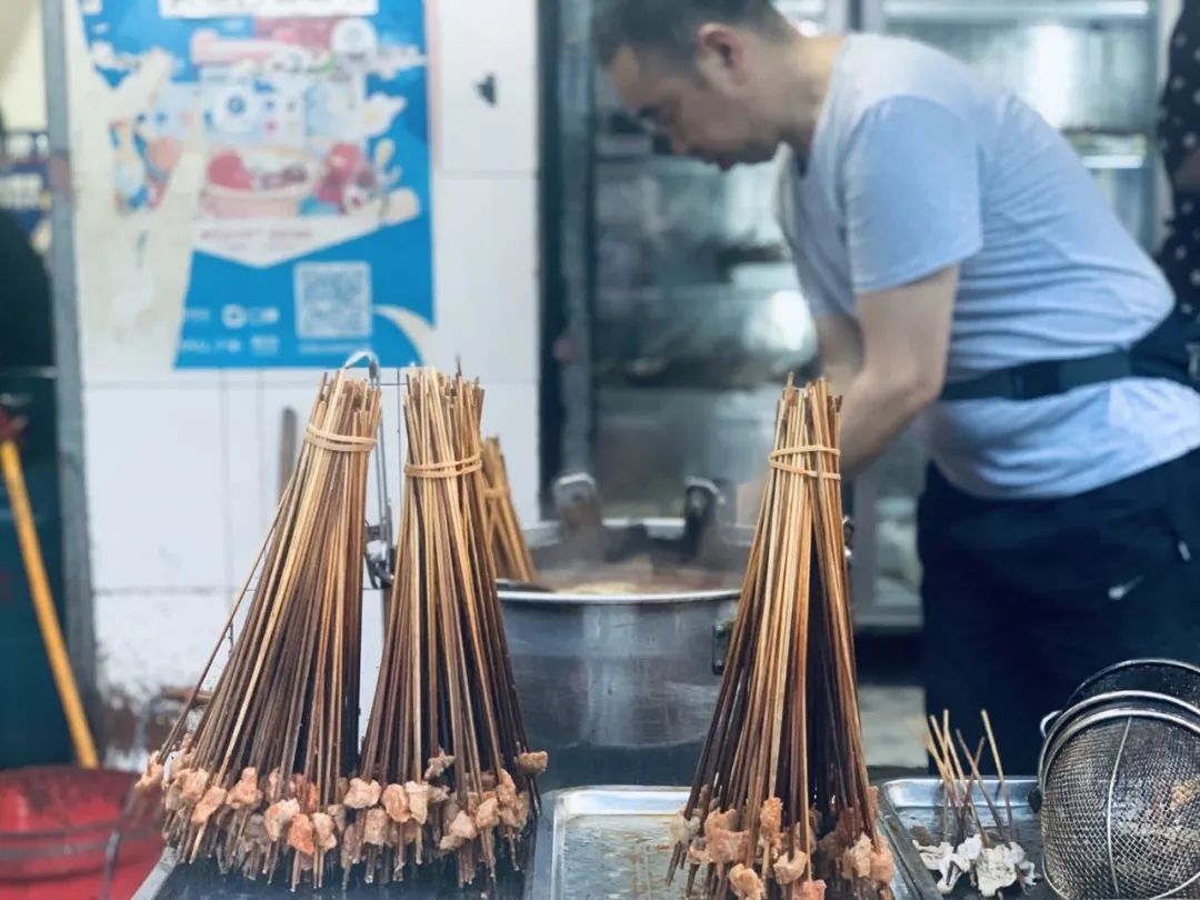 一口魂穿的手提串串，1992年的成都青年路