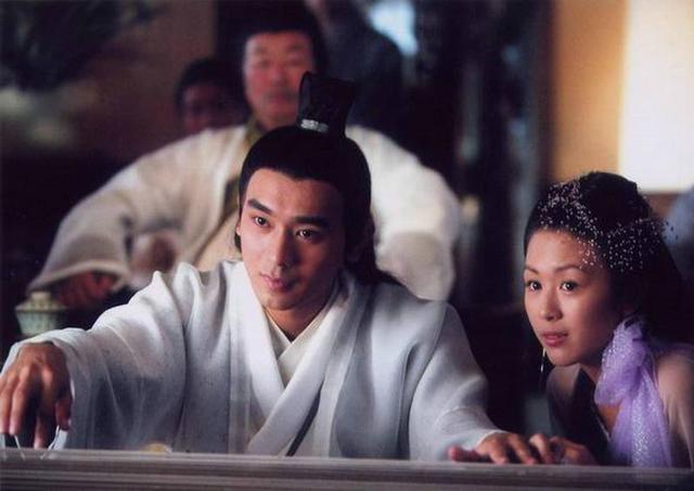 推荐几本值得看的网络小说,老书虫强烈推荐的三部网络小说