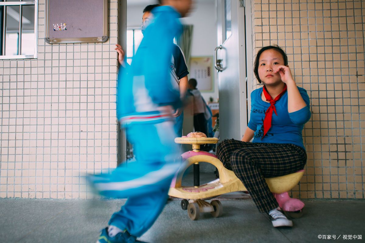 过了30年才知道的化妆小技巧,非常实用的化妆小技巧视频