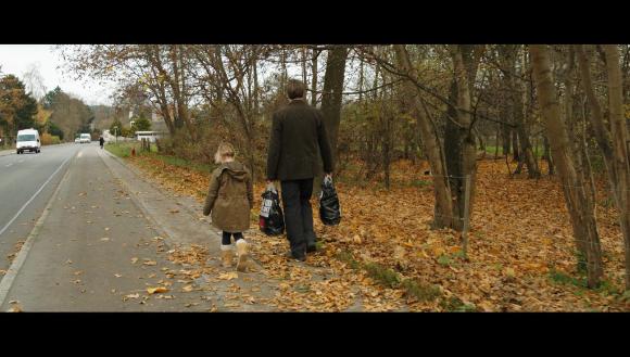 男子遭围殴毒打,男子多次被殴打