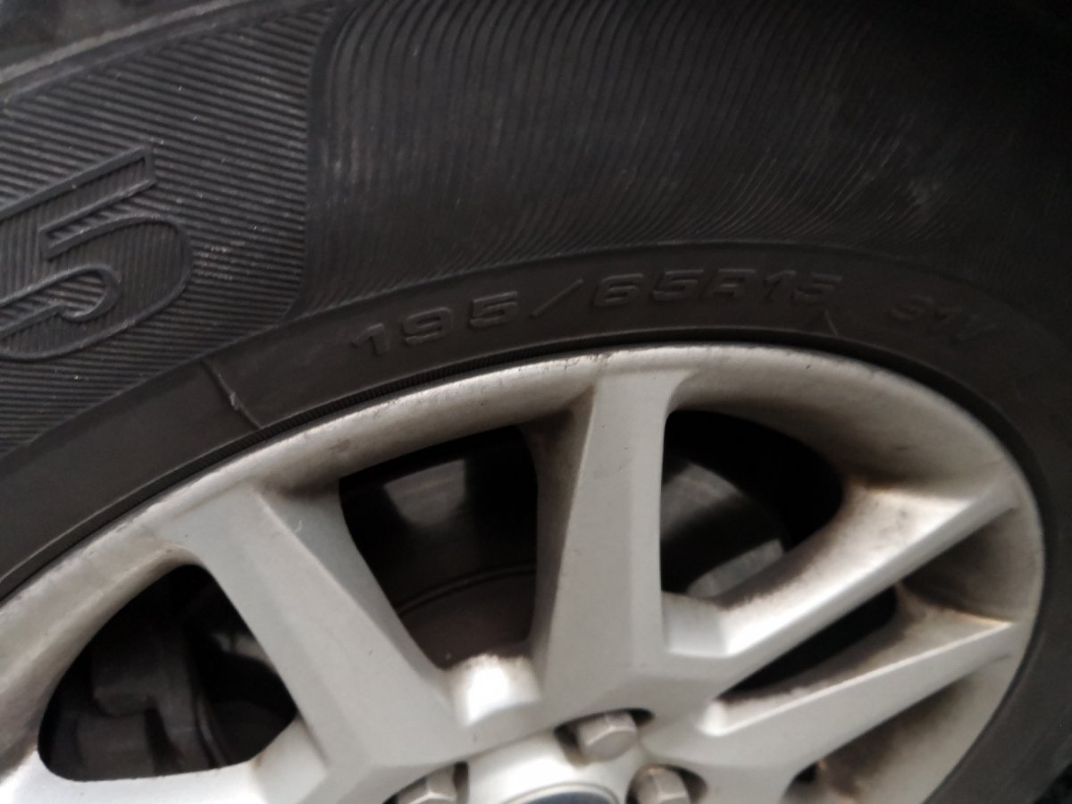 经典福克斯两厢还有人开吗,福克斯两厢新款对比老款