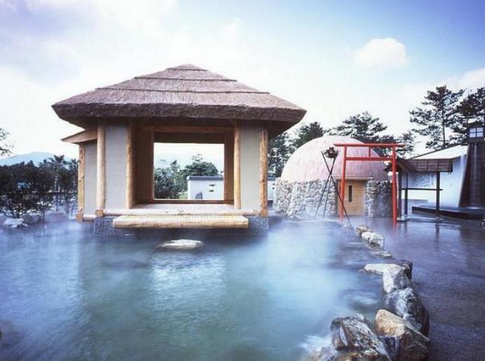 冬季泡室外温泉注意事项,九华山庄温泉注意事项