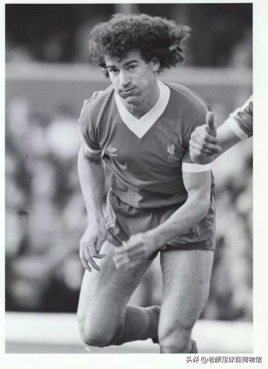 猎鹰人足球鞋,猎鹰儿童足球鞋