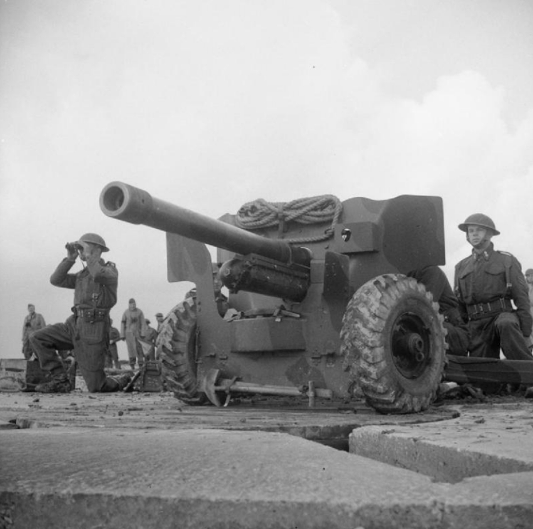 45毫米反坦克炮合集,47mm反坦克炮对战虎式坦克