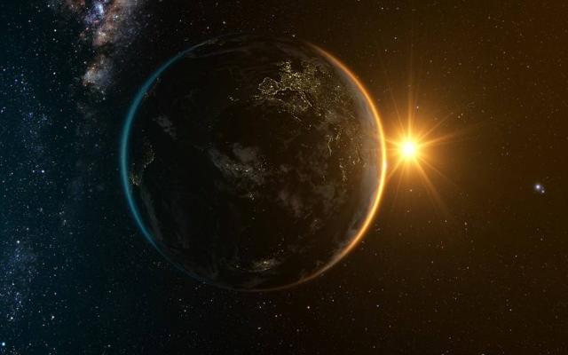 地球没有太阳还会转吗,地球没有了人类会更好吗