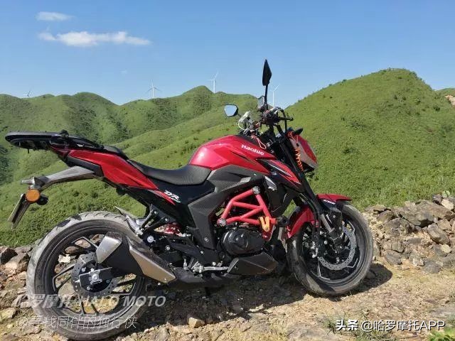 买豪爵送的头盔,买摩托车送的头盔和网上的价格差