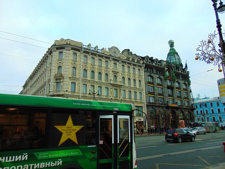 领略俄罗斯涅瓦河异域风情,俄罗斯圣彼得堡的涅瓦大街