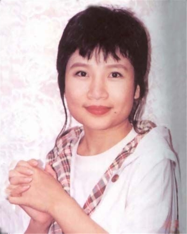 削发为尼23年——《青藏高原》女歌手李娜的戏剧人生