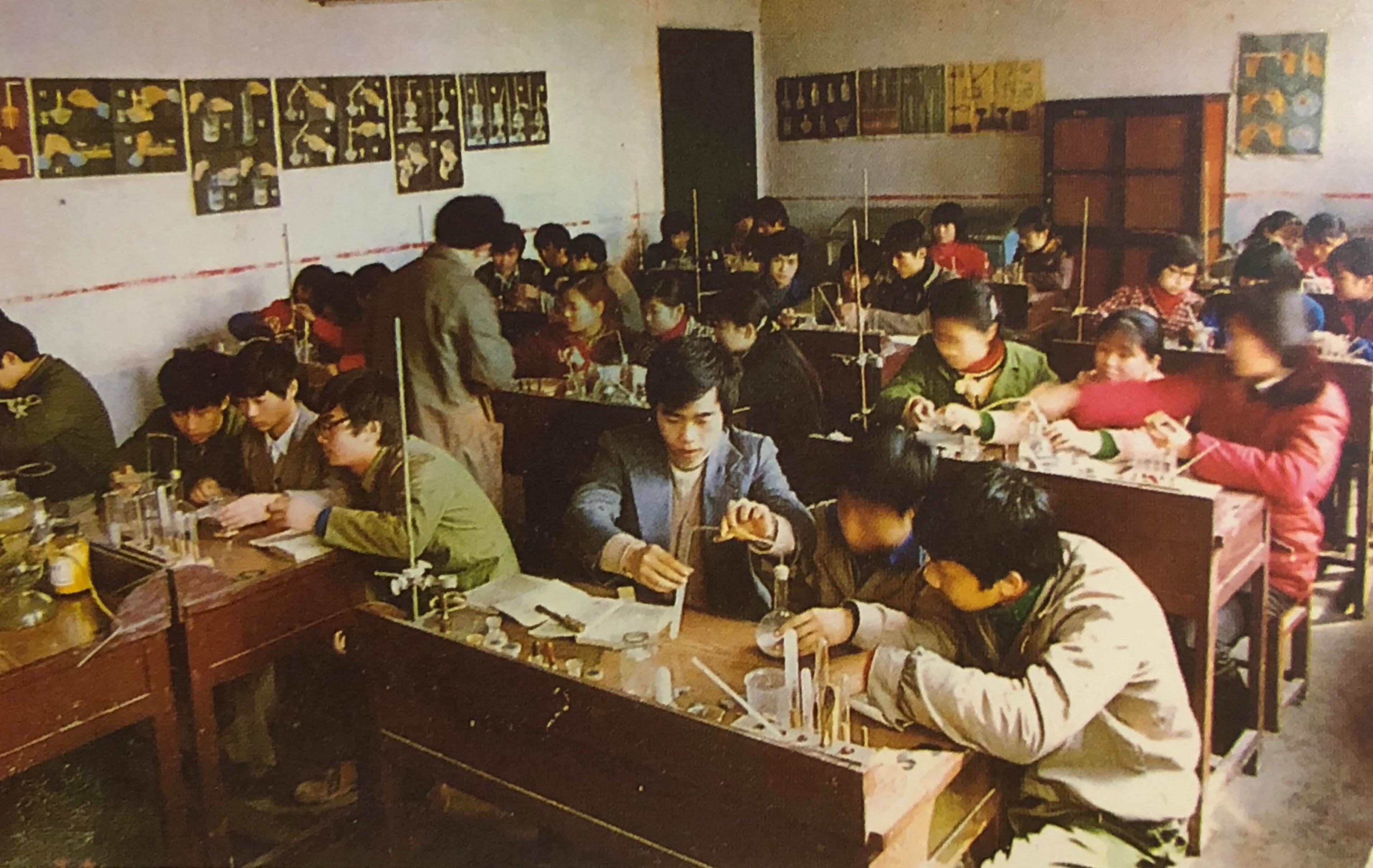 婕閲嶅簡瑙嗛,婕閲嶅簡