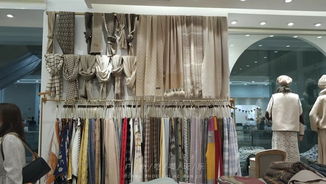 韩国东大门服装批发有几个大楼,广州韩国东大门服装批发拿货