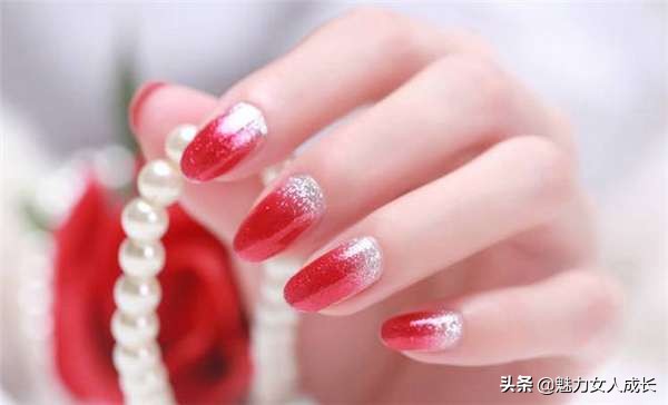 初学美甲步骤及教程,美甲教程入门零基础学自己做美甲