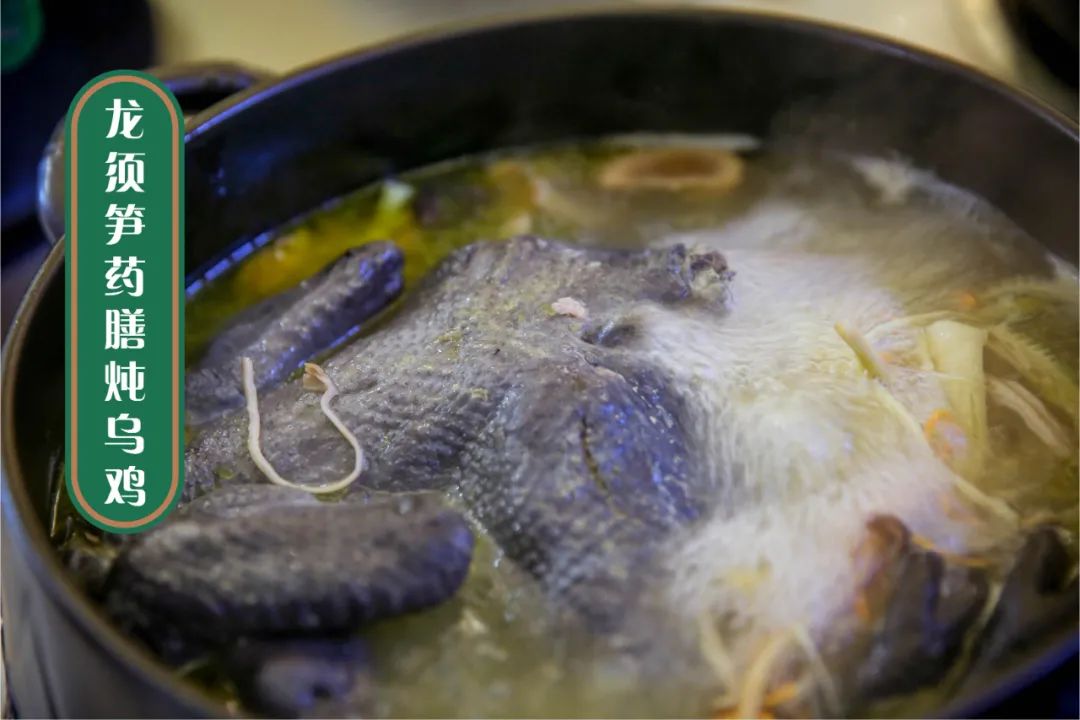 7月新鲜笋炖鸡怎么炖最好吃,天目山鲜笋炖鸡