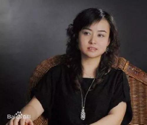 经典之声荷岚诵读白落梅古典散文诗《茅檐低小，溪上青青草》