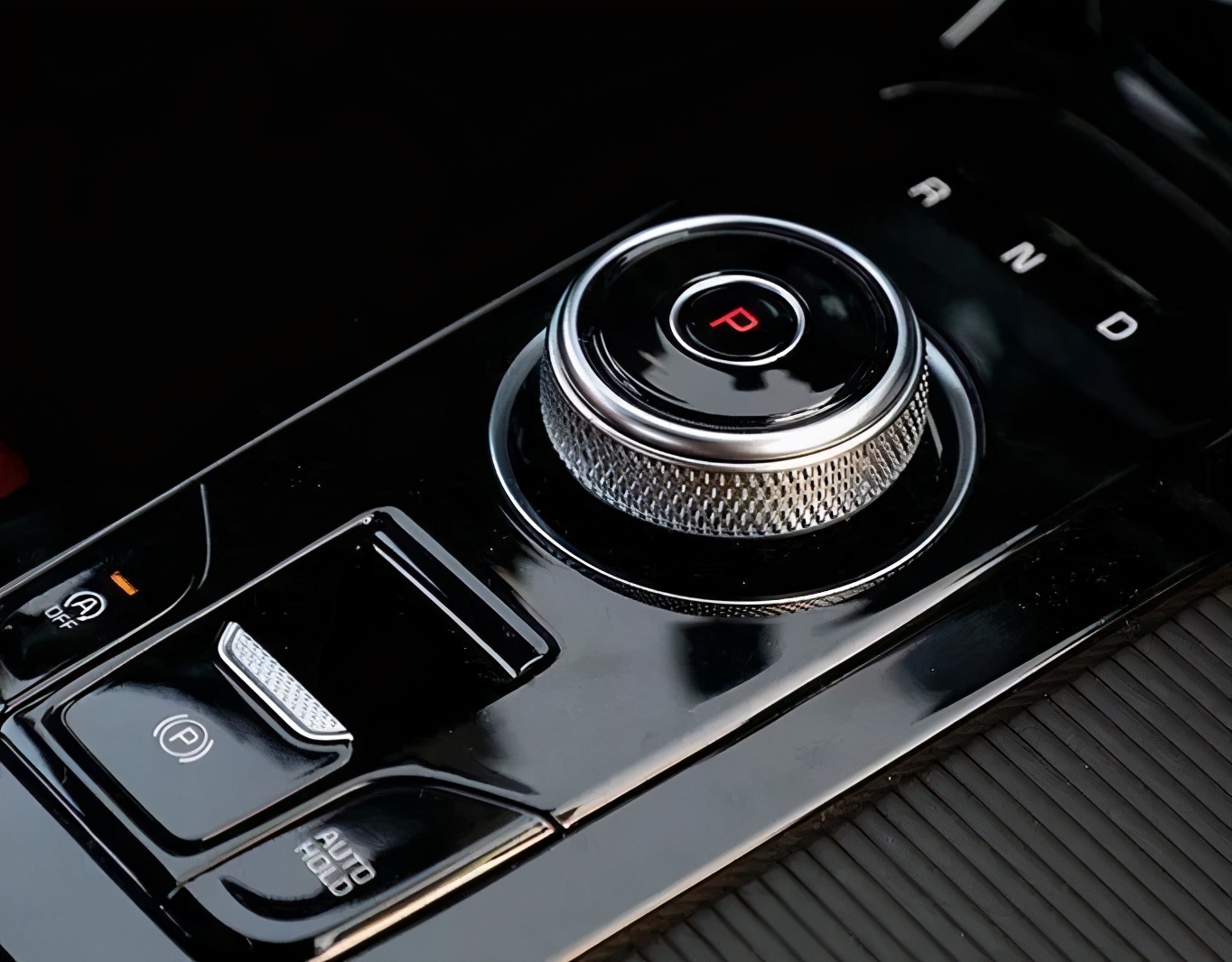 试驾起亚凯酷2.0t,悦达起亚凯酷测评