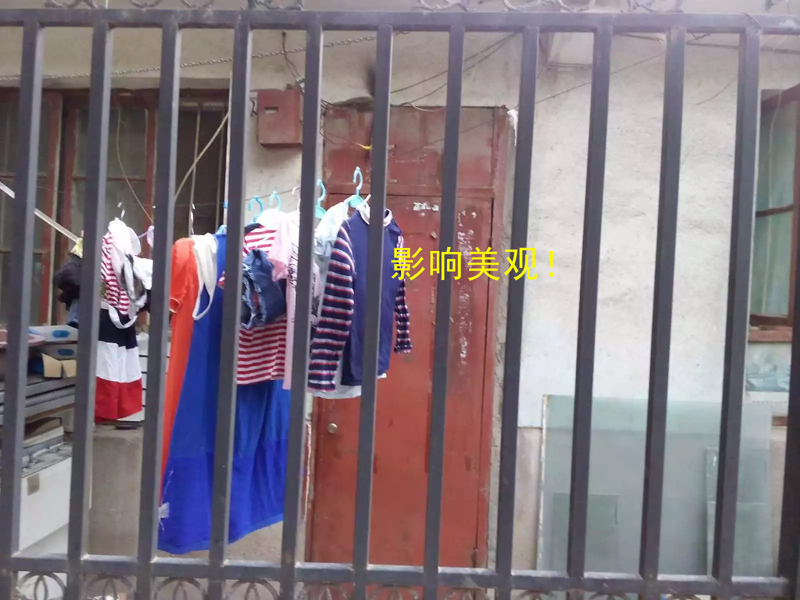 日本遮丑晾衣区设计,阳台搭建晾衣棚