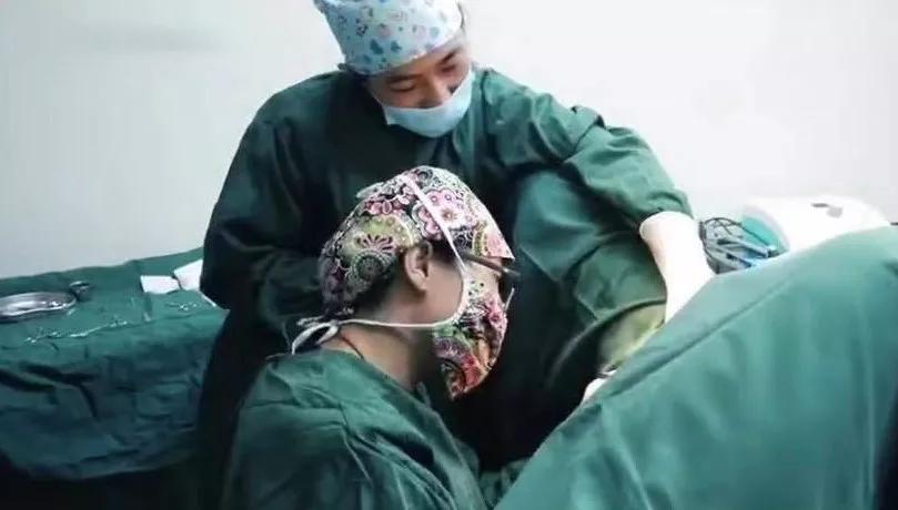 再造处女:处女膜修复术的是与非