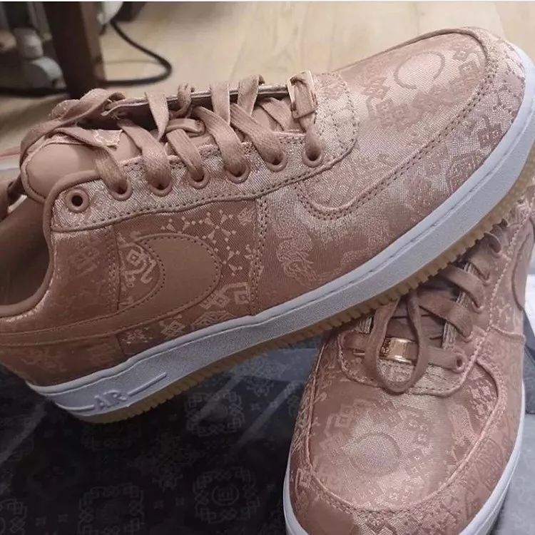 陈冠希nike玫瑰金丝绸,陈冠希丝绸系列玫瑰金