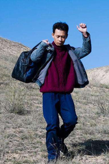 张译和陈松伶为什么会选择丁克,张译为何娶大6岁二婚妻子带孩子