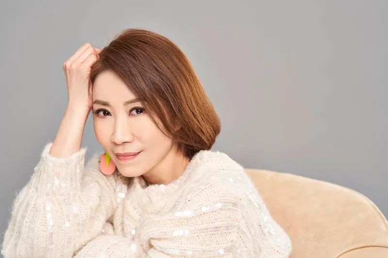 祸不单行一不小心把脚崴骨折了,祸不单行摔倒之后又被撞