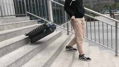 叮,你的开学行李箱已送达,请查收