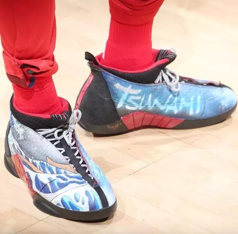 NBA球员今日上脚：欧文5又出新配色，奇才小将AJ15很惊艳！