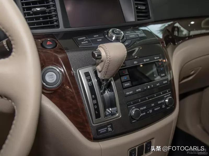 日产贵士3.5LSL实拍，比丰田埃尔法厚道，性价比超高豪华7座MPV