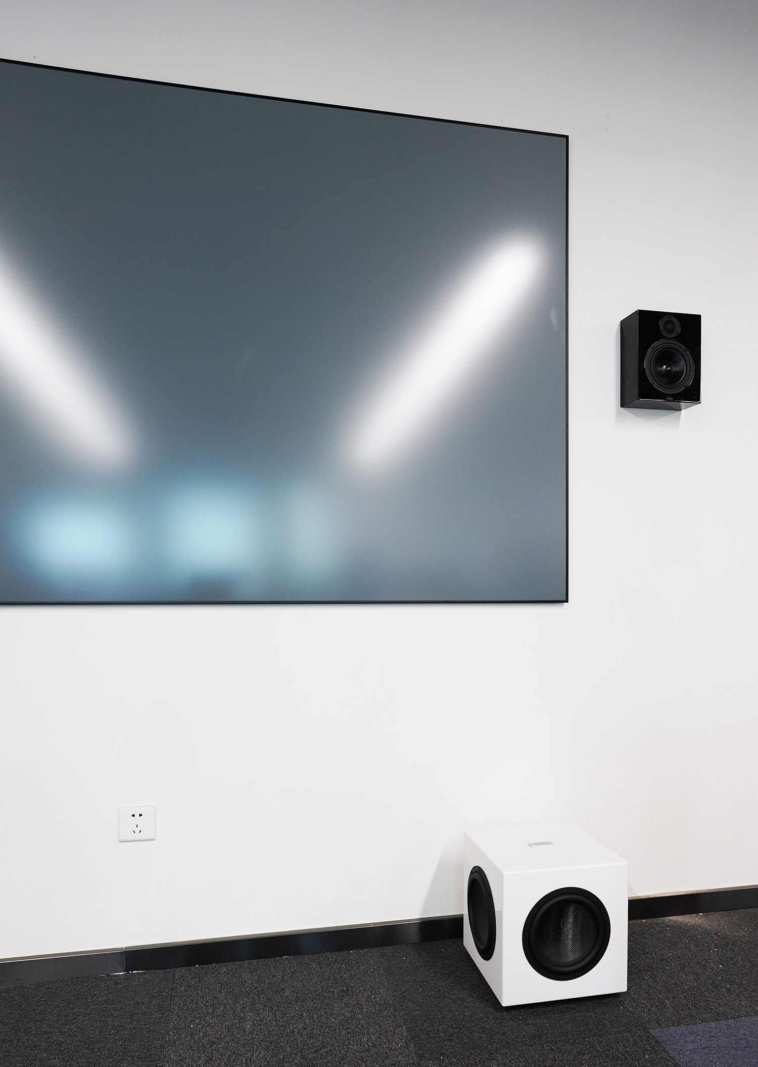 15平方家庭影院音响推荐,极简风家庭影院装修效果