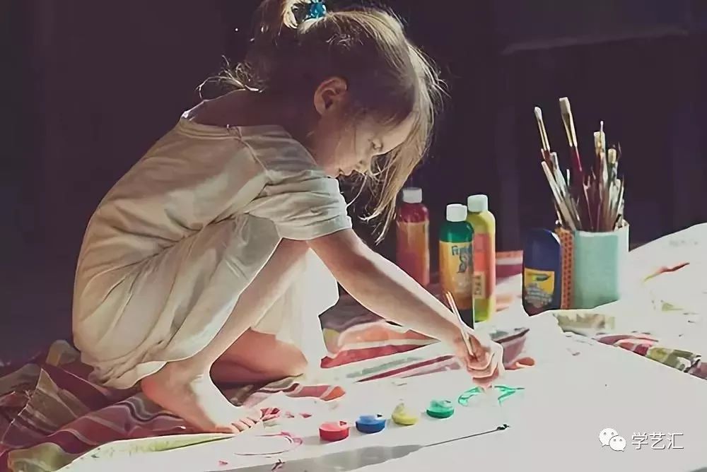 儿童画什么颜料入门推荐,小孩学颜料画的入门教程