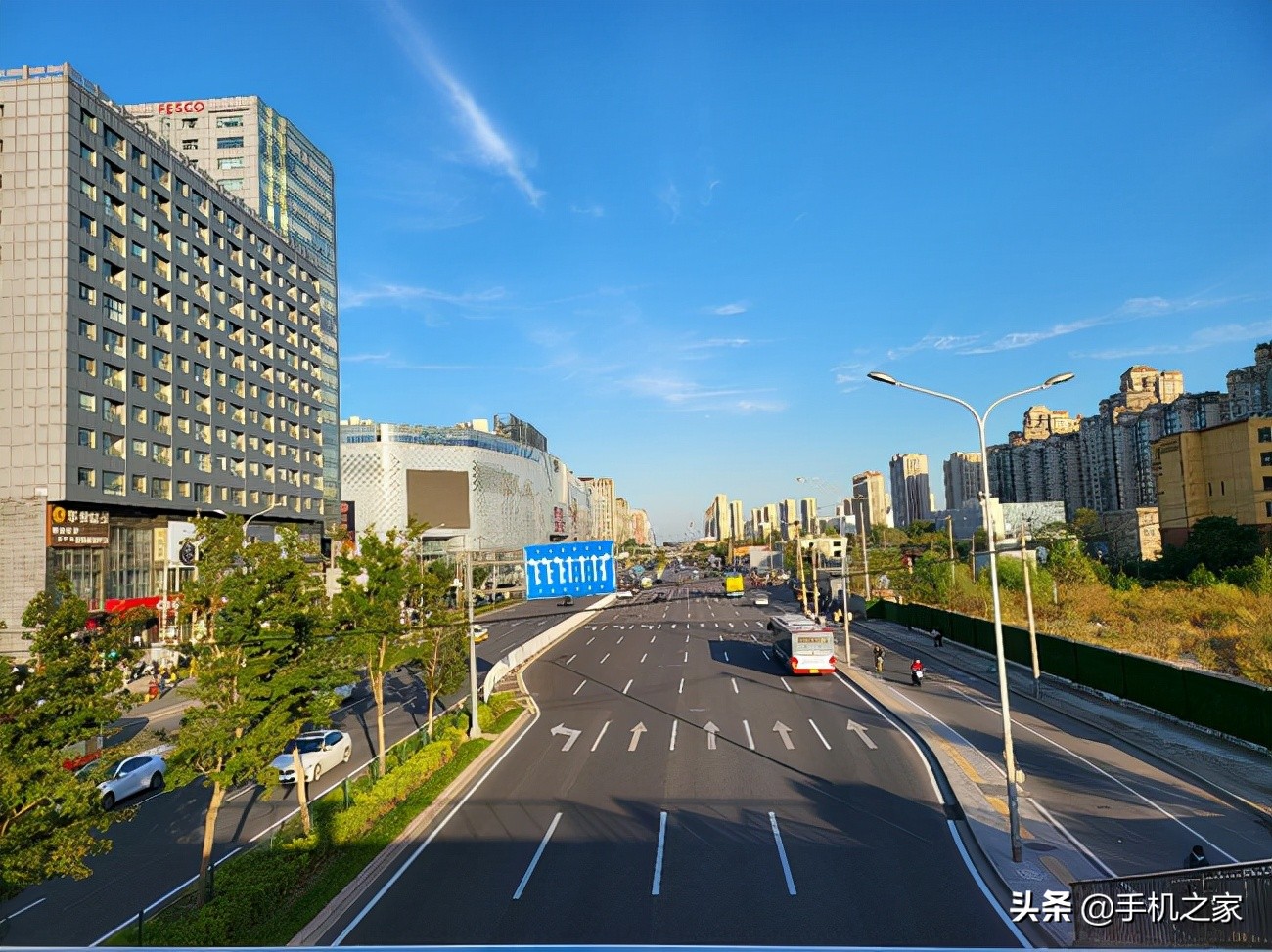 最新款三星折叠屏手机galaxy,三星折叠手机galaxyzfold35g