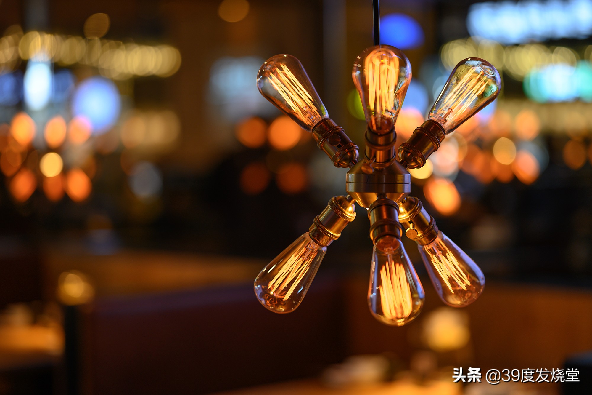 这5000元真值了！尼康Z85mmf/1.8轻量化人像镜头评测