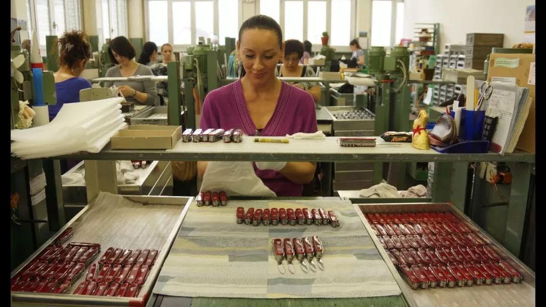 多功能瑞士军刀87种工具,最顶级的瑞士军刀是什么刀