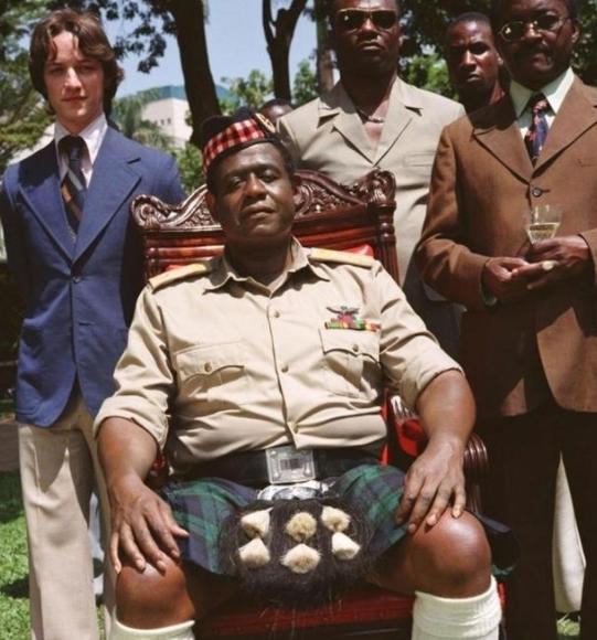 “非洲魔王”阿明：拿人肉喂鳄鱼，*戏调**英国女王把*裤内**送给自己