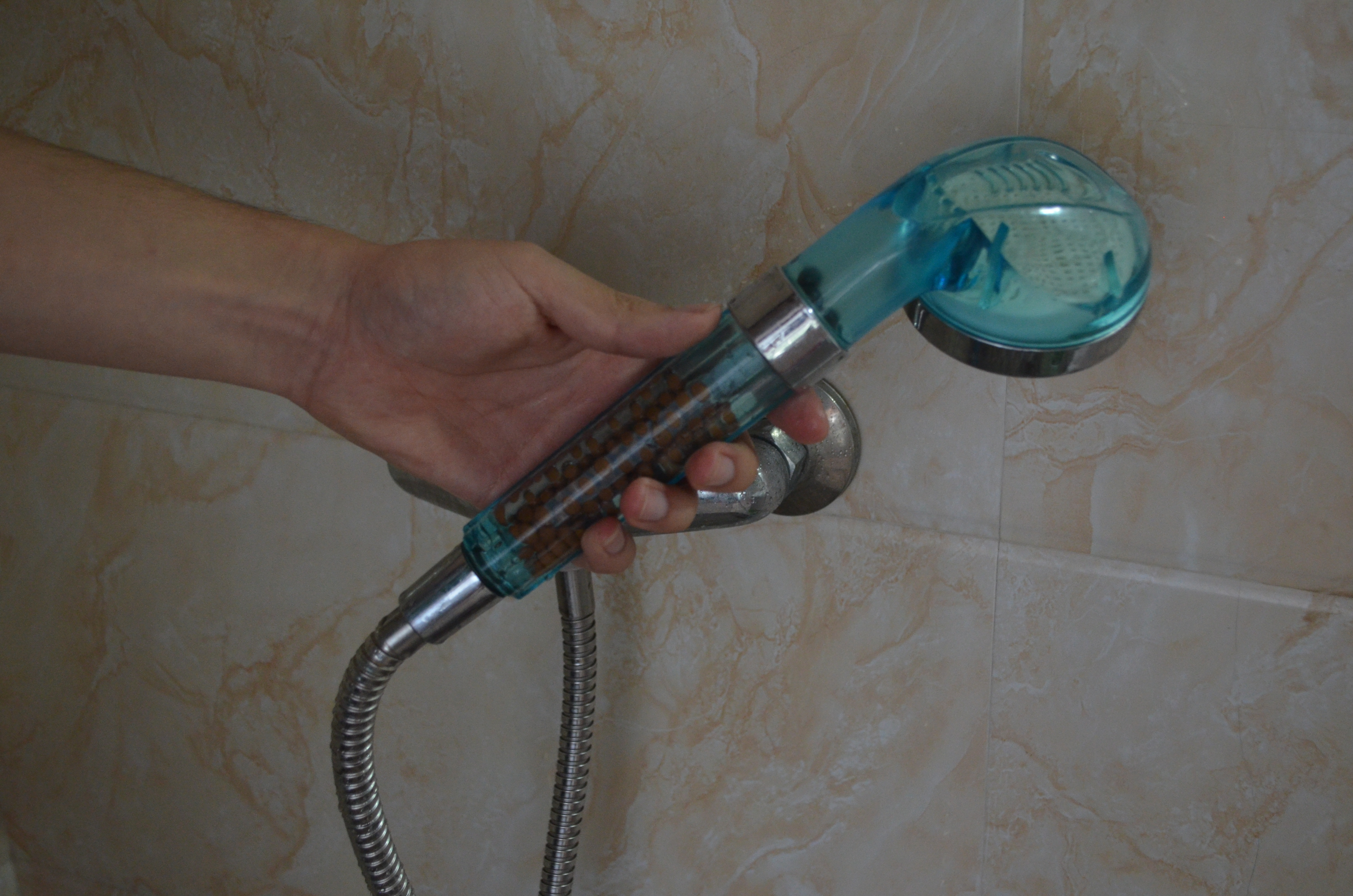 花洒出水不均找谁维修,顶喷花洒莲蓬头边缘出水不均