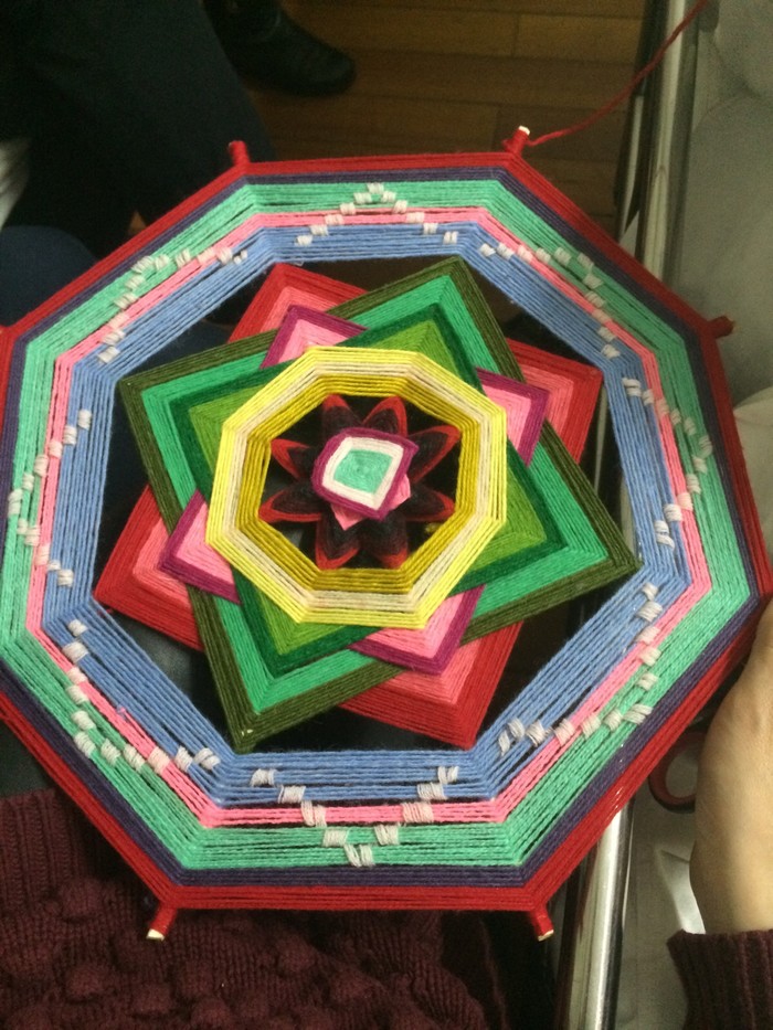 粗毛线绕花朵教程,毛线筷子绕花朵教程