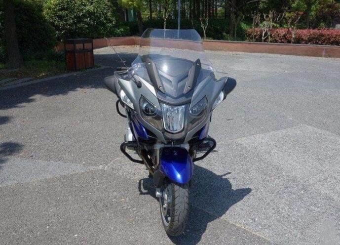 宝马蓝精灵,蓝精灵宝马