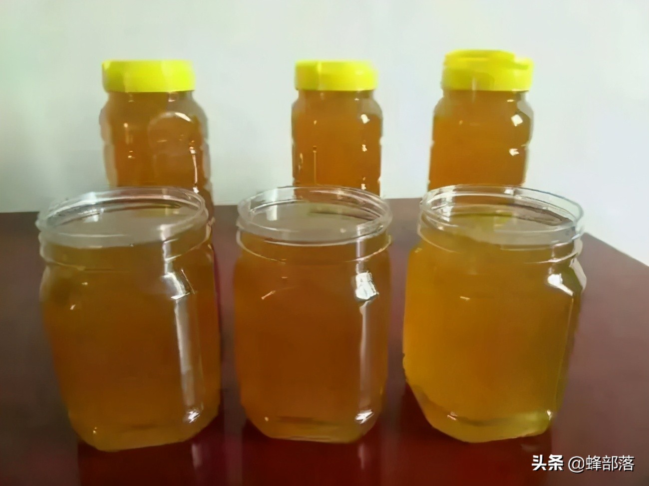 如何用矿泉水判断蜂蜜好坏,蜂蜜好不好吃