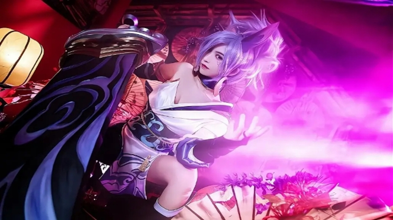 当看到如此美丽又霸气的锐雯和你对线时，你是否会心软手下留情呢