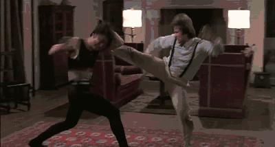 李连杰成龙真实打斗片段,经典武侠李连杰打斗片段