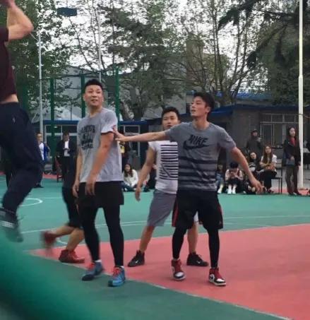 打篮球可以放松心情吗,篮球可以缓解心情