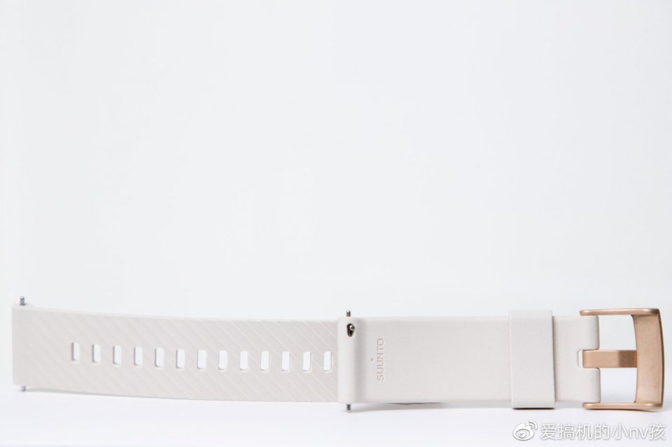 suunto颂拓7有哪些功能 (新品suunto颂拓7双表带礼盒测评)