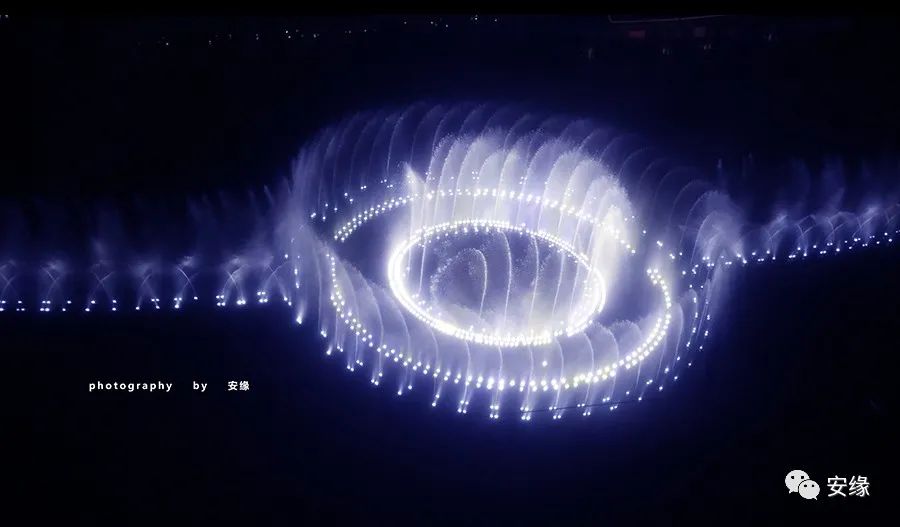 住进澳门的拉斯维加斯，打开“魔法盒”里活色生香的夜生活