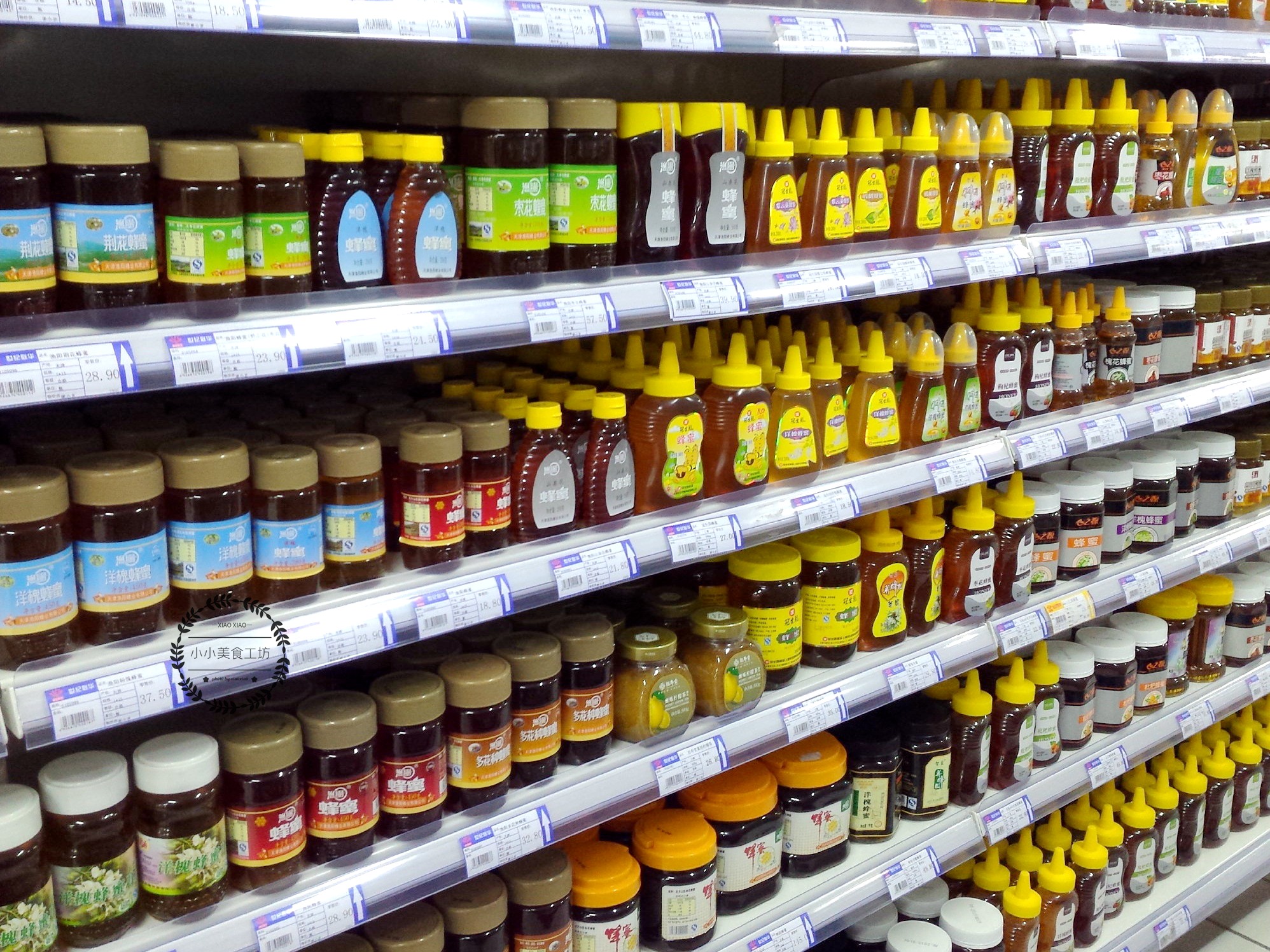 真假蜂蜜牌子,买蜂蜜有蜂巢是真蜂蜜