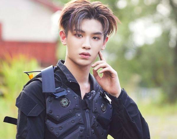 justin是什么资料,justin是欧美歌手吗