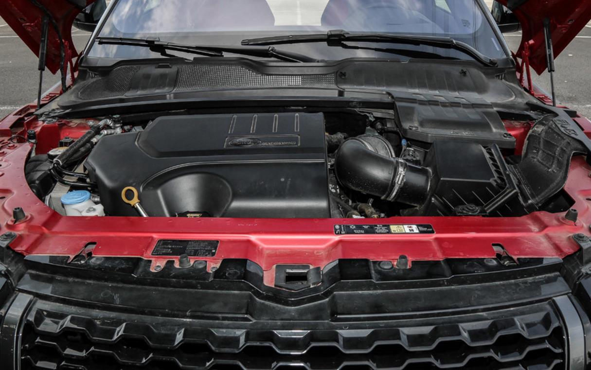 路虎发现极光2022新款落地价,路虎顶配揽胜落地价2021