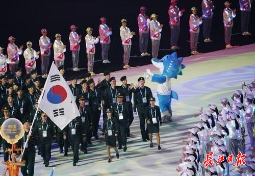 军运会会徽图案,2019军运会开幕式巨型国旗