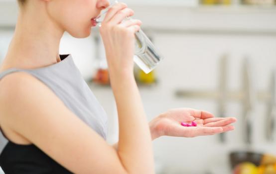 人工流产和药物流产医生怎么选择,胎停选择人工流产还是药物流产