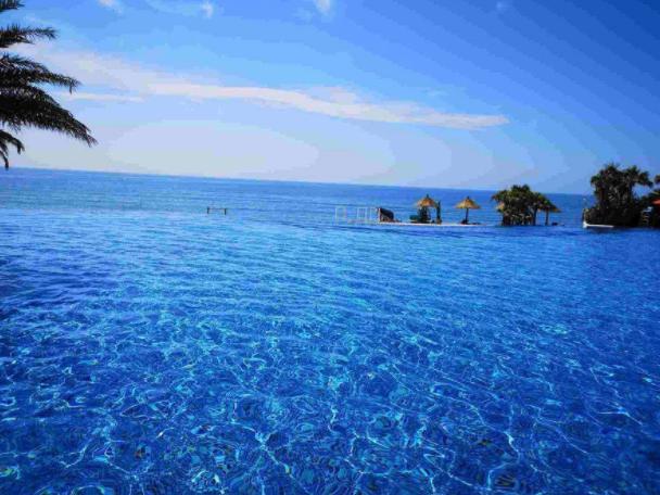 惠州海边酒店无边际泳池,惠州无边泳池民宿